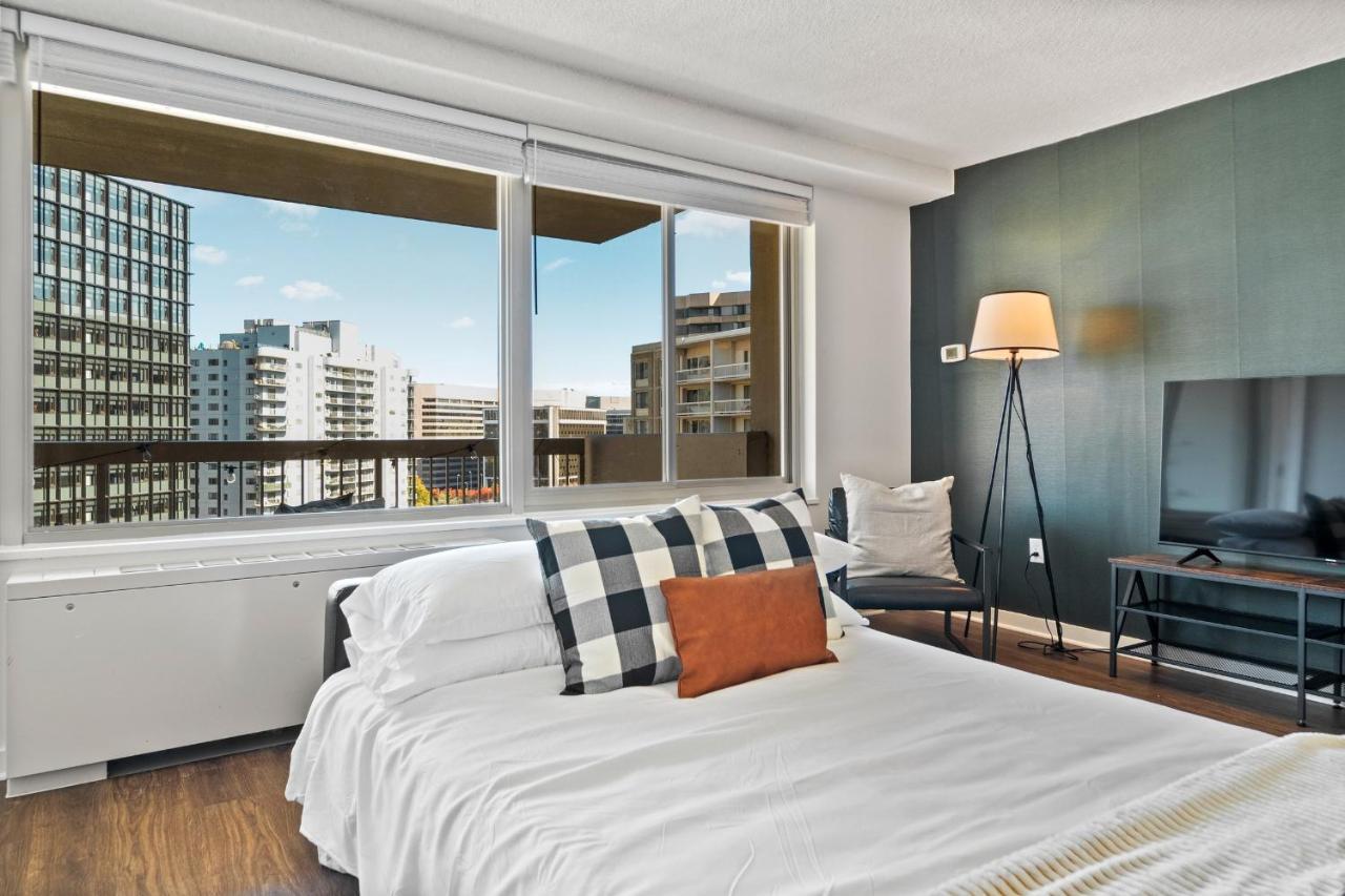 Urbandelight Crystal City Mins To Dc Free Parking Arlington Exterior foto