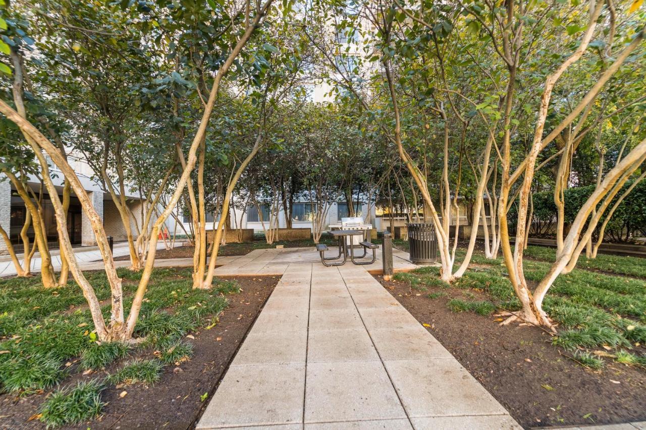 Urbandelight Crystal City Mins To Dc Free Parking Arlington Exterior foto